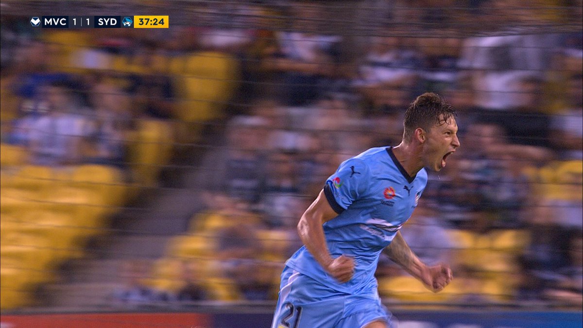 Filip Hološko s parádnou gólovou hlavičkou v austrálskej A-League! (VIDEO)