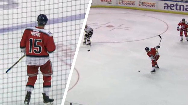 Marek Hrivík naberá skvelú formu: Pozrite si jeho presilovkovú delovku v AHL! (VIDEO)