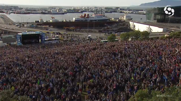 Nádhera: Niekoľko tisíc fanúšikov vítalo hráčov Islandu po historickom úspechu! (VIDEO)