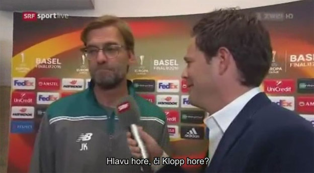 Reportérovi nevyšiel vtip po finále EL, Klopp po tejto otázke radšej odišiel! (VIDEO + TITULKY)