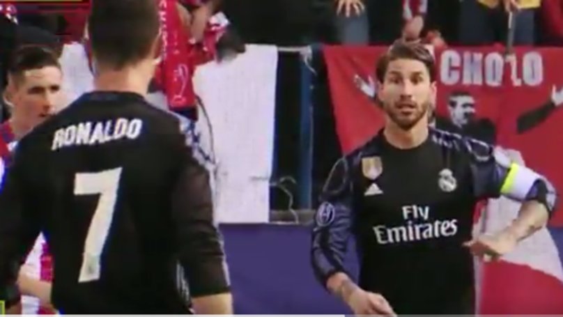 Sergio Ramos nabádal Ronalda v semifinále Ligy Majstrov, aby predstieral faul lakťom Godina, ktorý už mal žltú kartu! (VIDEO)