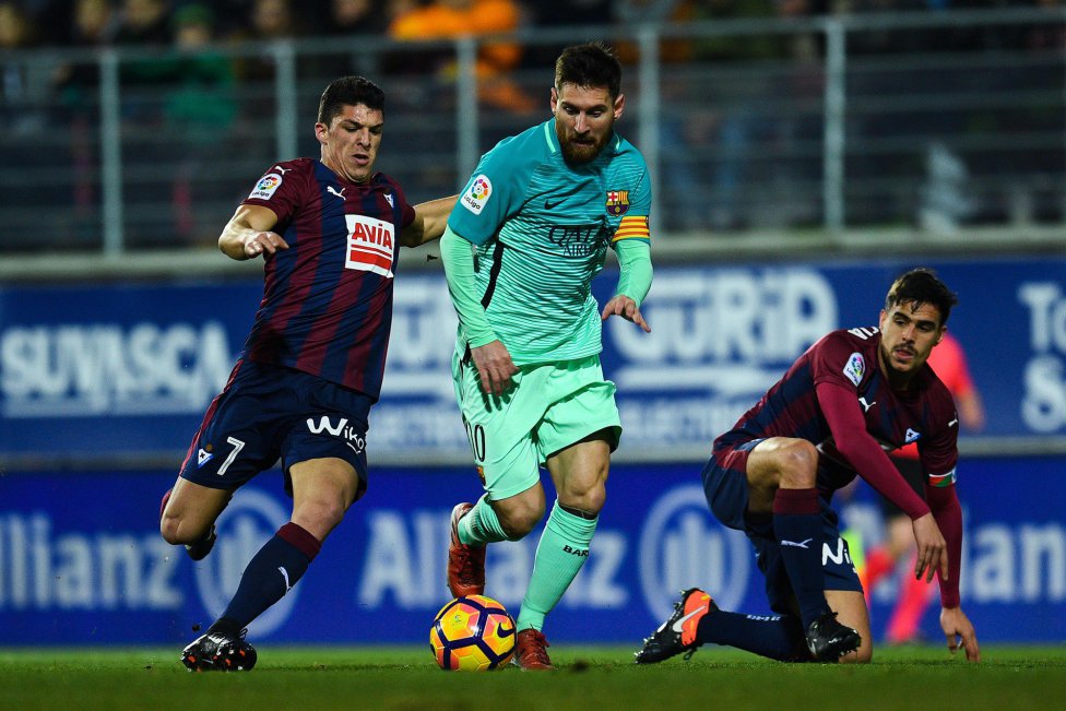 Messi privádzal hráčov Eibaru do zúfalstva. Zostrih jeho najlepších akcií naozaj stojí za to! (VIDEO)