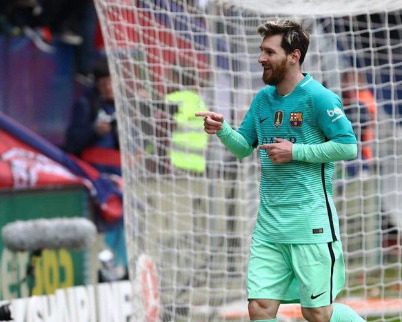 Leo Messi si krásnym gólom vychutnal obranu Osasuny a zvyšoval na 3:0! (VIDEO)