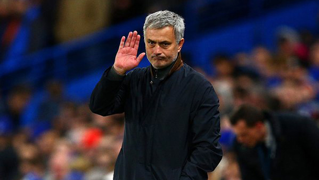 Mourinho skončil: Chelsea ho oficiálne prepustila!