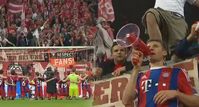 Ďakovačka Bayernu s megafónom v rukách Thomasa Müllera