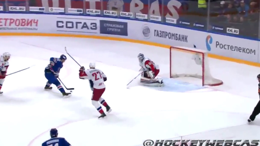 Ďalší famózny gól v Play-Off KHL: Sergei Plotnikov z SKA Petrohrad a jeho sólo cez celé klzisko! (VIDEO)