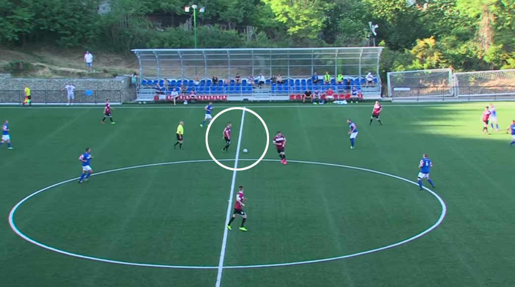V 5. slovenskej lige otočila Dúbravka z 0:2 na 3:2 za 18 minút. Víťazný gól padol od polovice ihriska! (VIDEO