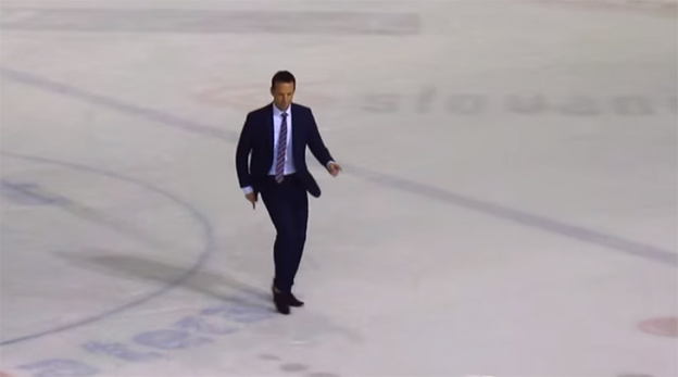 Rišo Lintner si počas All Star zápasu zatancoval na ľade Moonwalk (VIDEO)