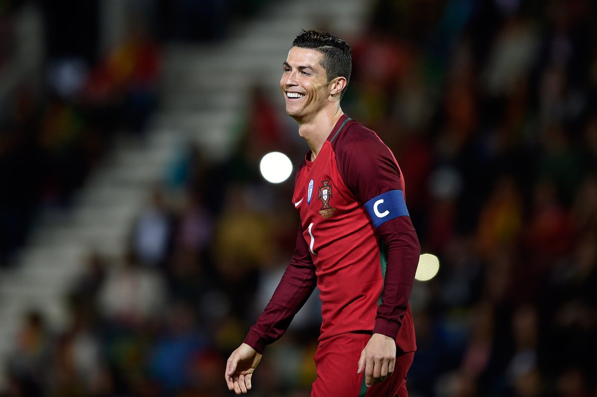 Cristiano Ronaldo dvoma gólmi z nadstaveného času otočil duel Portugalska s Egyptom! (VIDEO)