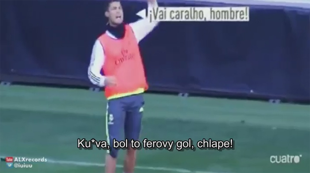 Cristiano Ronaldo sa už rozčuľuje na tréningu na trénera Beniteza (VIDEO)