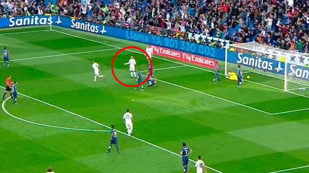 Ronaldo sa neradoval po góle Benzemu, chcel radšej kopať penaltu! (VIDEO)
