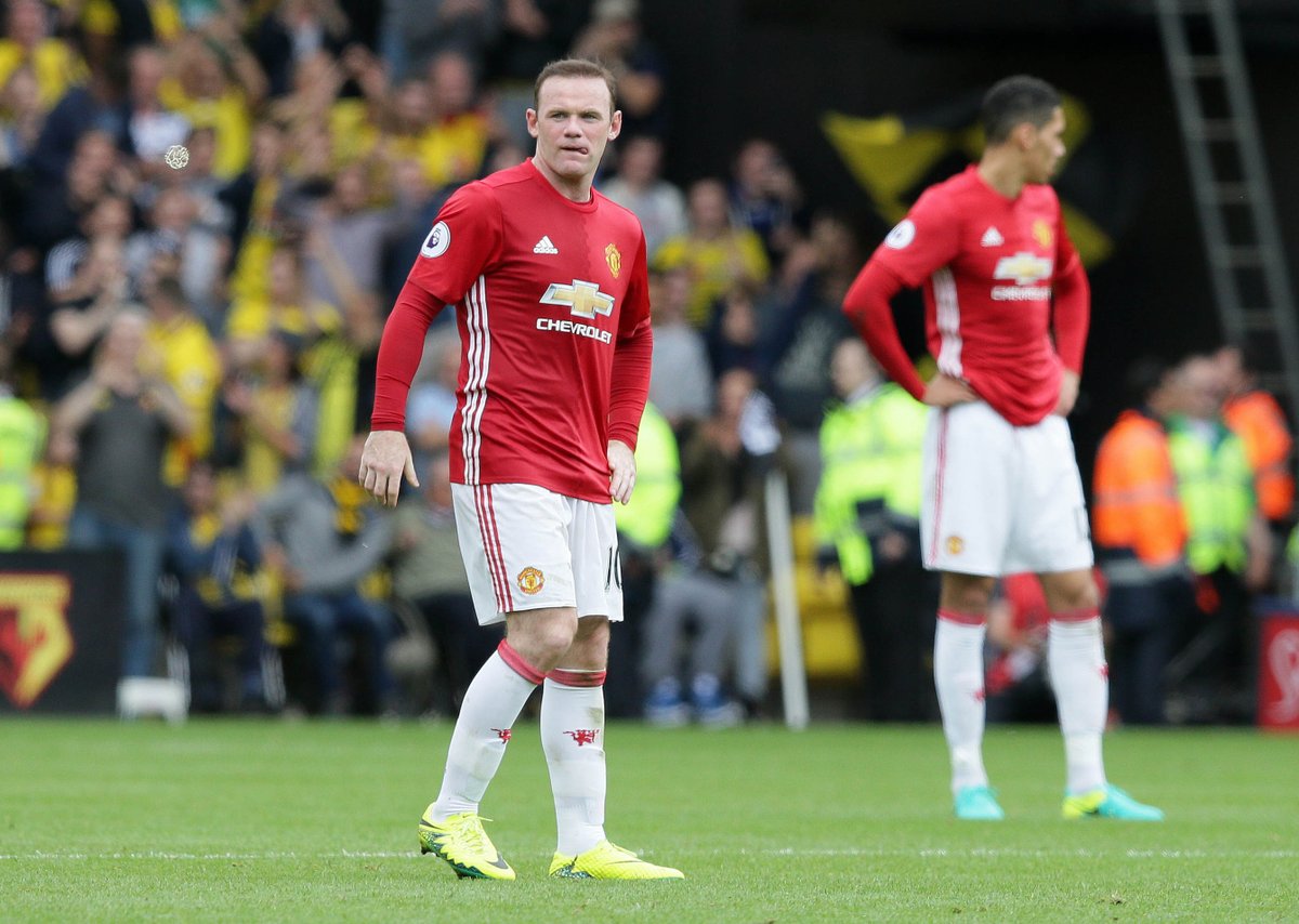 Katastrofálny výkon Rooneyho v zápase s Watfordom. Takto pokašlal všetko, čo sa dalo! (VIDEO)