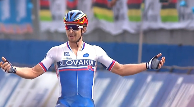 Fenomenálny Peter Sagan je Majstrom Sveta! Pozrite si jeho neuveriteľný finiš! (VIDEO)