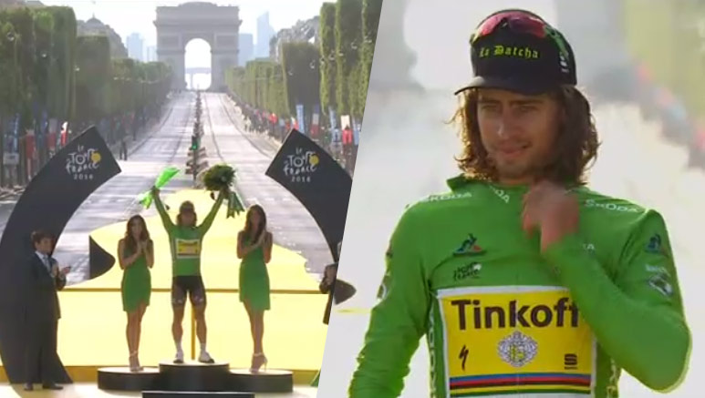 Peter Sagan si na Champs-Élysées prebral trofej pre suverénneho víťaza zeleného dresu! (VIDEO)