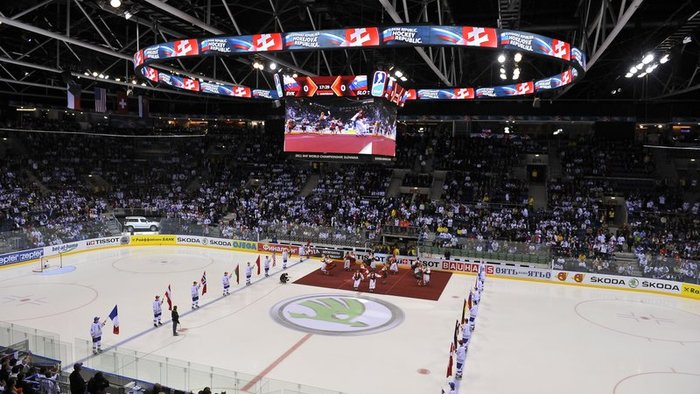 Príde Bratislava a celé Slovensko o MS v hokeji? Podľa primátora mesta je to hlúposť!