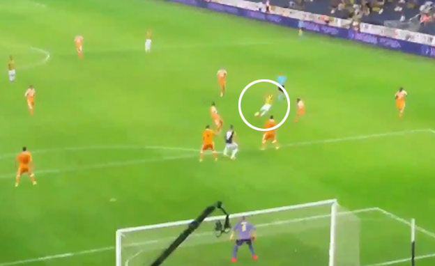 Divák zachytil včerajší parádny gól Stocha v Európskej Lige, bol to čistý vinkel! (VIDEO)