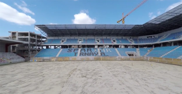Nové zábery z letiaceho dronu na výstavbu štadióna v Trnave
