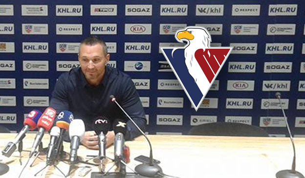 Koniec dohadom: Ľubomír Višňovský sa dohodol so Slovanom! Dúfam, že už mám 17-ku odloženú! (VIDEO)