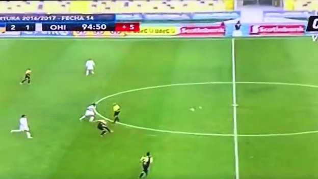 Fantastický gól z Čile: Sledujte tento exkluzívny volej zo 60-tich metrov! (VIDEO)