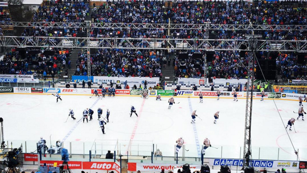 Dnes sa hrá Winter Classic v Česku! Pozrite si parádne zábery z Brna (FOTO + VIDEO)