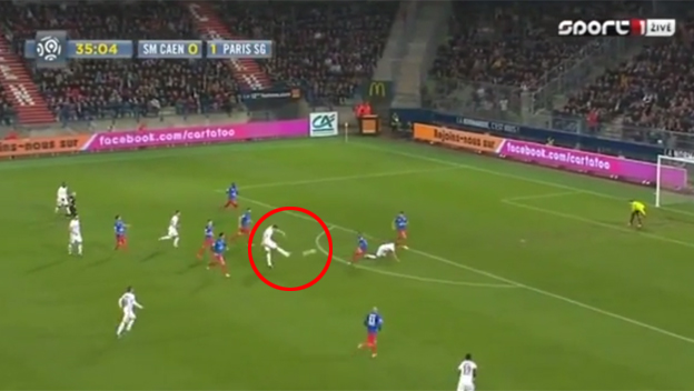 Ibrahimovič znovu úradoval: Sledujte jeho nechytateľnú delovku proti Caen! (VIDEO)