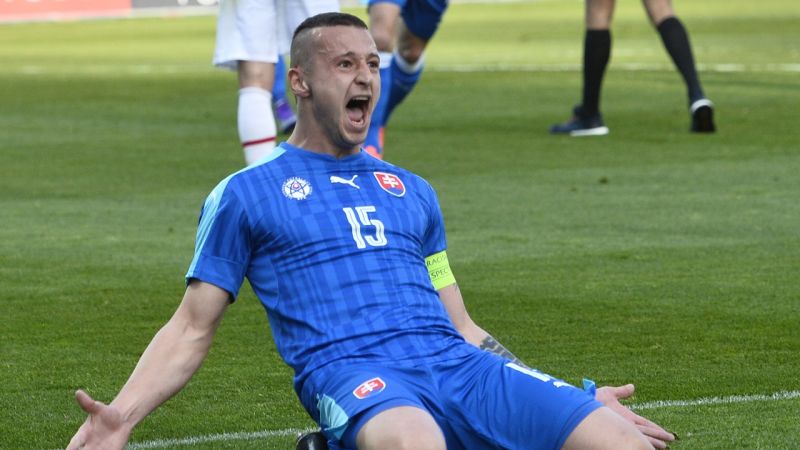 Slovan Bratislava sa zbavil Adama Zreľáka, predal ho do Česka!