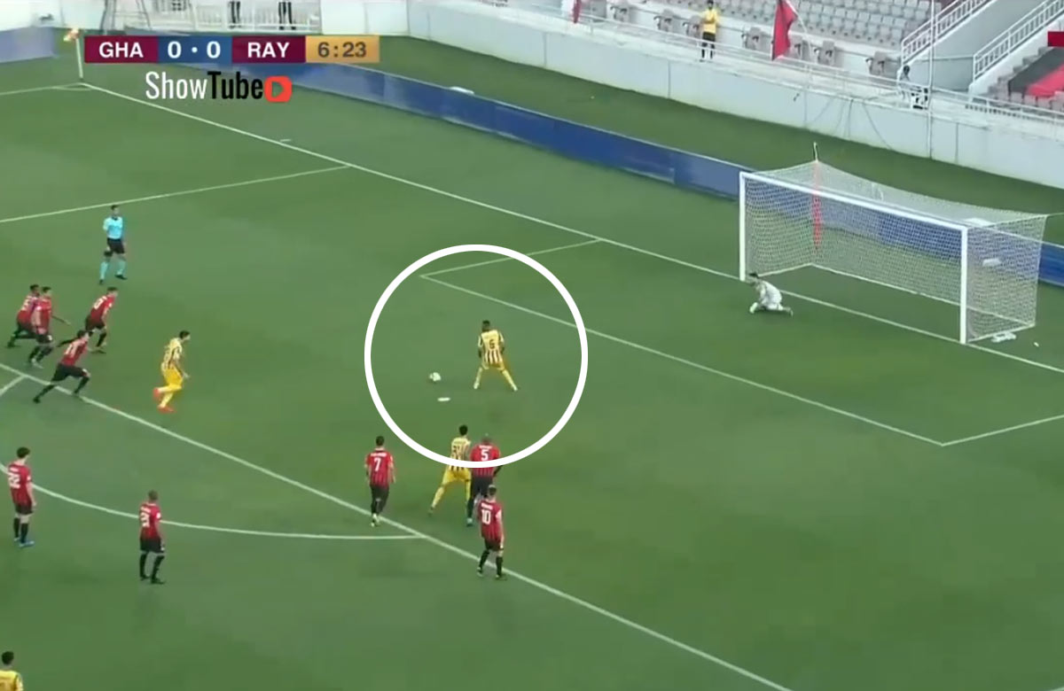 Spoluhráči Weissa z Kataru sa hrali na Messiho so Suarezom. Skončilo to katastrofálne! (VIDEO)