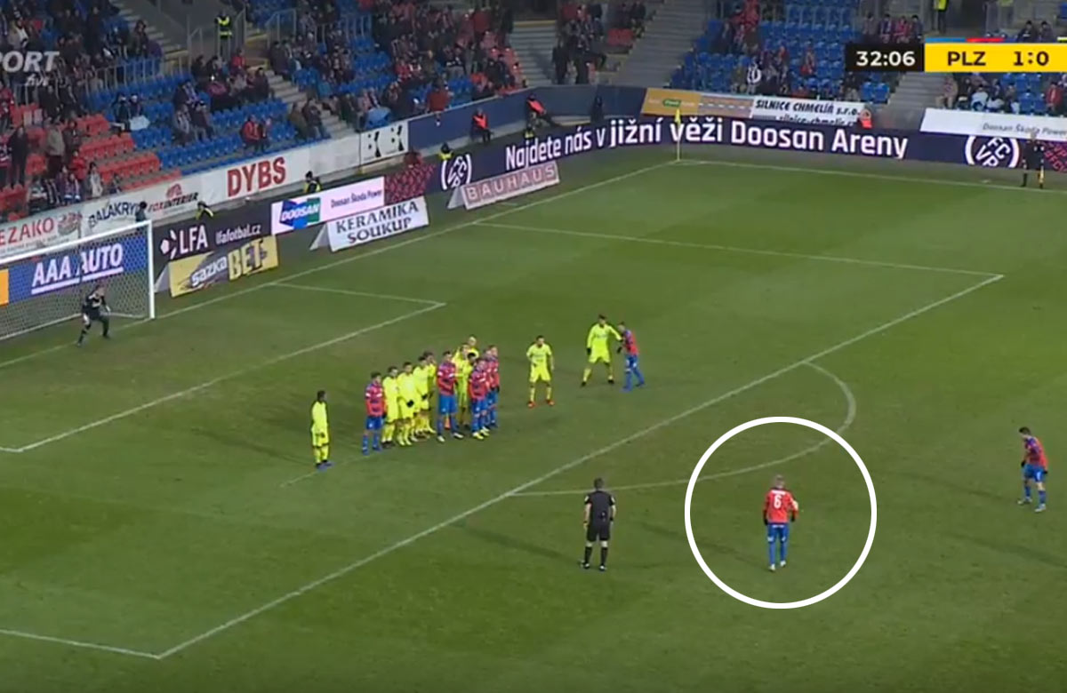 Roman Procházka a jeho parádny gól z priameho kopu proti Karvinej! (VIDEO)