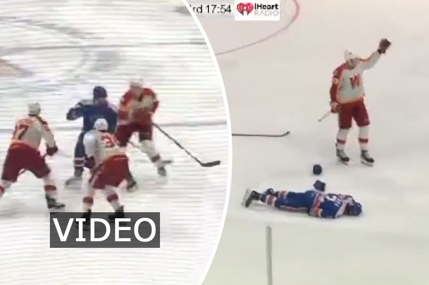 Desivé zranenie Pavla Regendu v AHL. Slovák po zásahu do hlavy bezvládne spadol na ľad