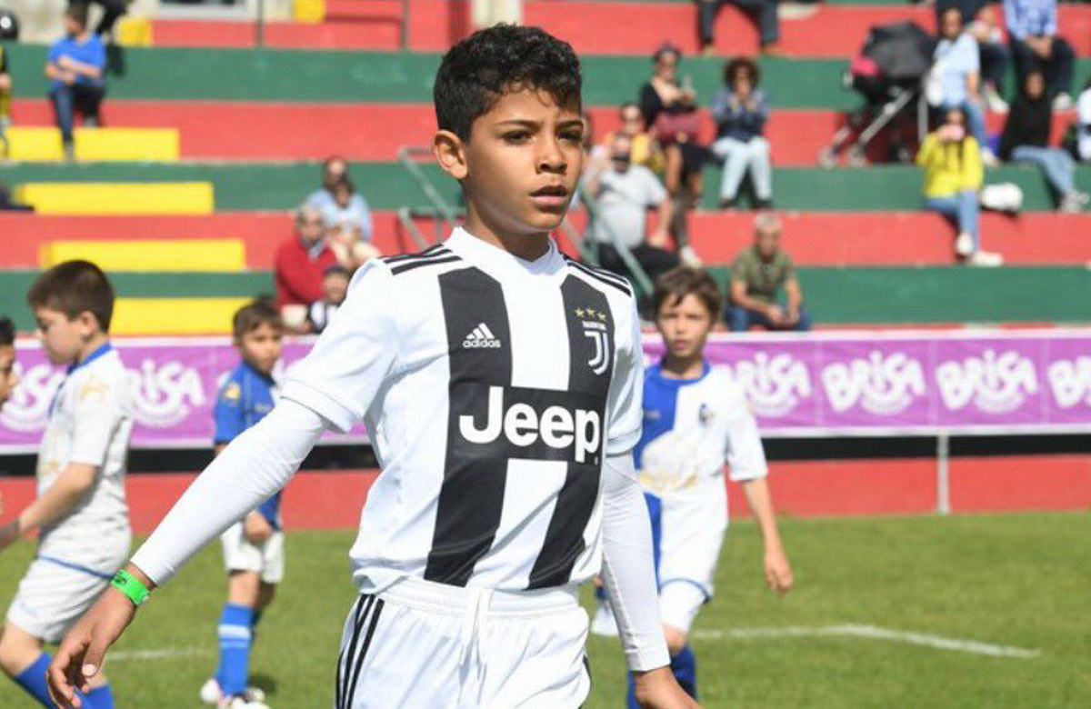 Cristiano Ronaldo Junior strelil za žiakov Juventusu 7 gólov za polčas! (VIDEO)
