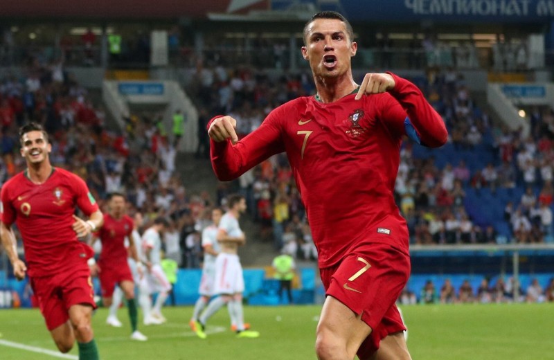 Ako Ronaldo hetrikom zariadil remízu so Španielskom. Portugalčan zároveň znovu prepisoval históriu! (VIDEO)