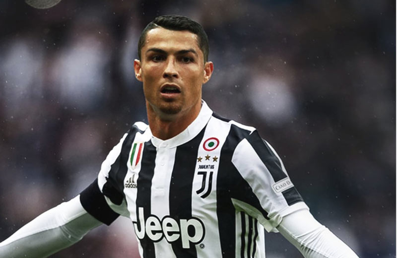 Je to oficiálne: Cristiano Ronaldo prestupuje do Juventusu!
