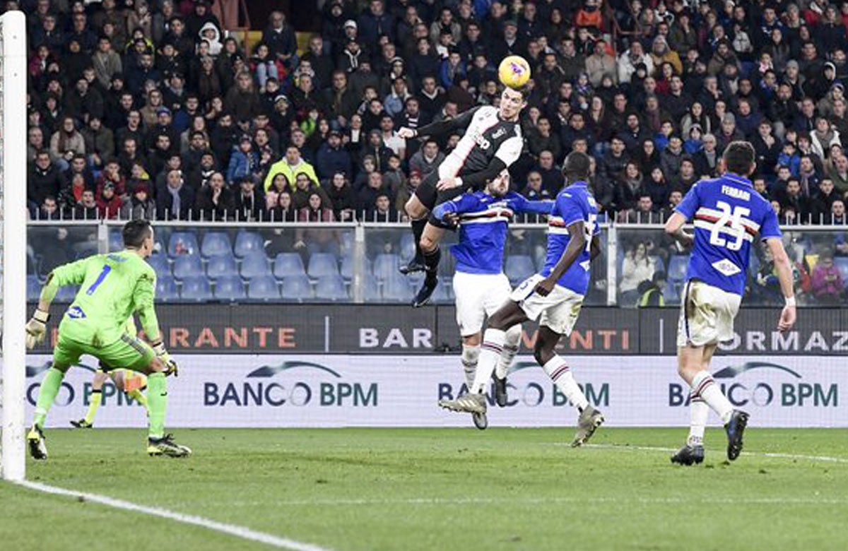 Neuveriteľný výskok Ronalda pri víťaznom góle Juventusu (VIDEO)