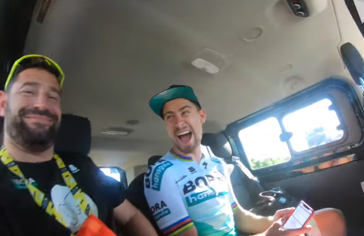 Exkluzívne zábery na Peťa Sagana po etape na TDF: Sku*vená cestovina, radšej pivo! (VIDEO)