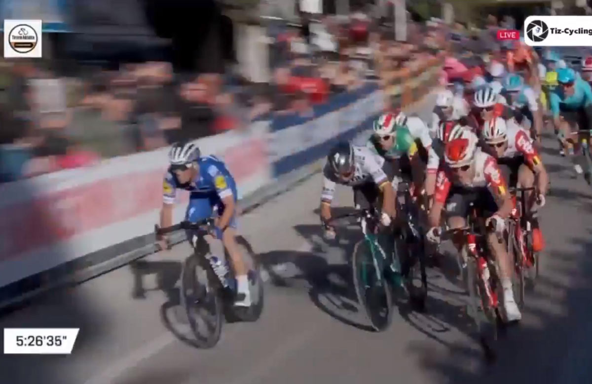 Peter Sagan v dramatickom finiši 3. etapy na Tirreno-Adriatico bojoval o triumf! (VIDEO)