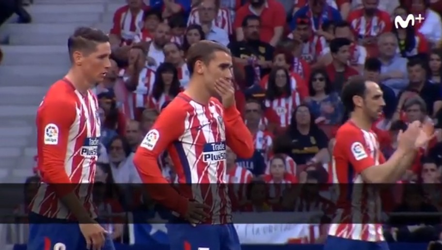 Fanúšikovia Atletica vypískali Griezmanna. Dojemné slová od Torresa hovoria za všetko! (VIDEO)