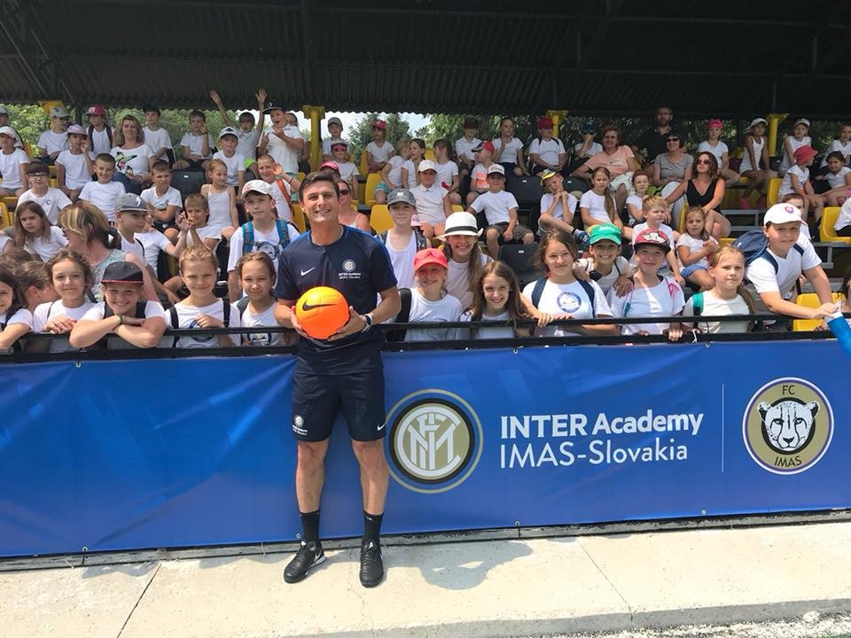 Inter Miláno buduje na Slovensku jedinú akadémiu v Európe mimo Talianska. Dorazil aj legendárny Zanetti! (VIDEO)