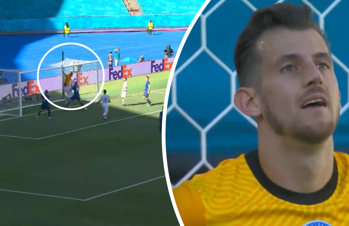 Vlastný gól Dúbravku proti Španielsku (VIDEO)