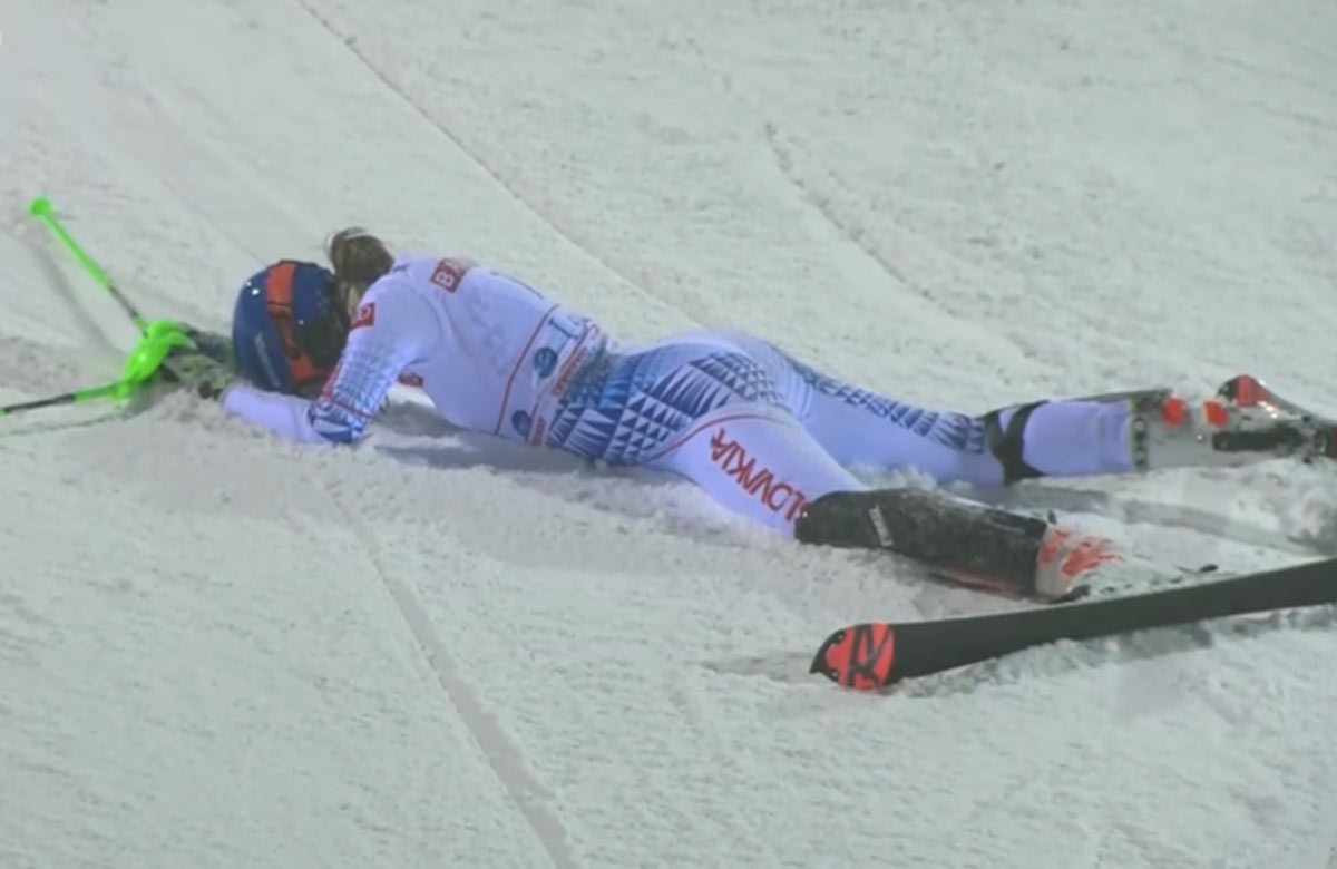 Petra Vlhová s nepríjemným pádom v 2. kole slalomu vo fínskom Levi (VIDEO)