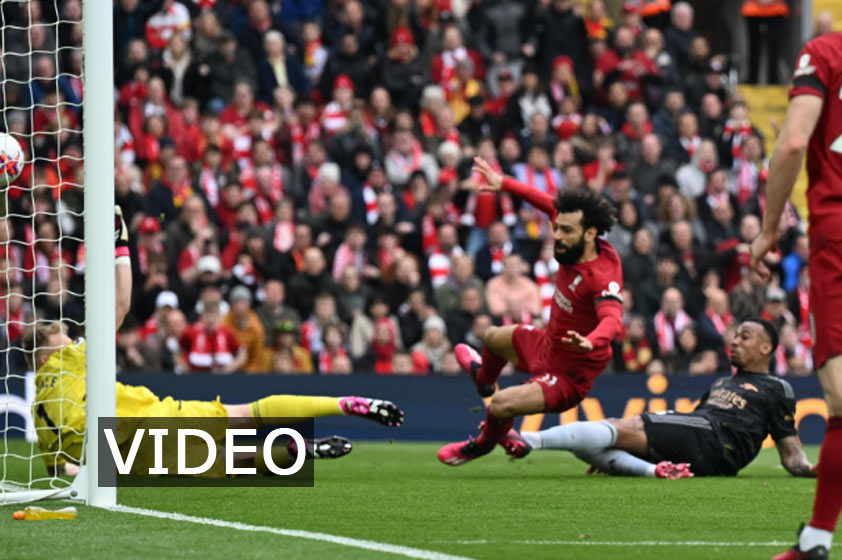 Liverpool remizoval doma s Arsenalom, Salah zahodil penaltu
