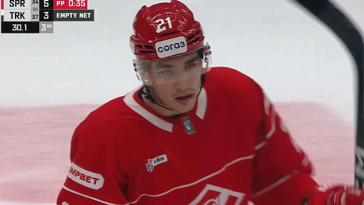 Gól a asistencia Adama Ružičku pri triumfe nad Traktorom Čeljabinsk