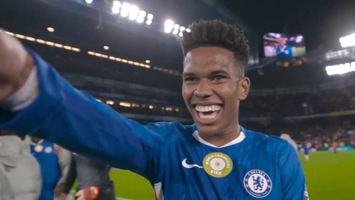 Chelsea rozhodla o triumfe nad Liverpool v nadstavenom čase