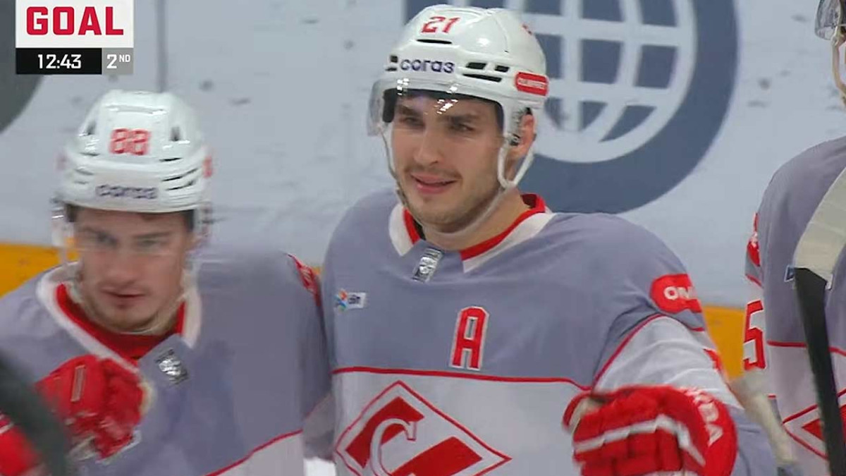 Adam Ružička prvou hviezdou zápasu v KHL: Gól a asistencia proti krajanovi