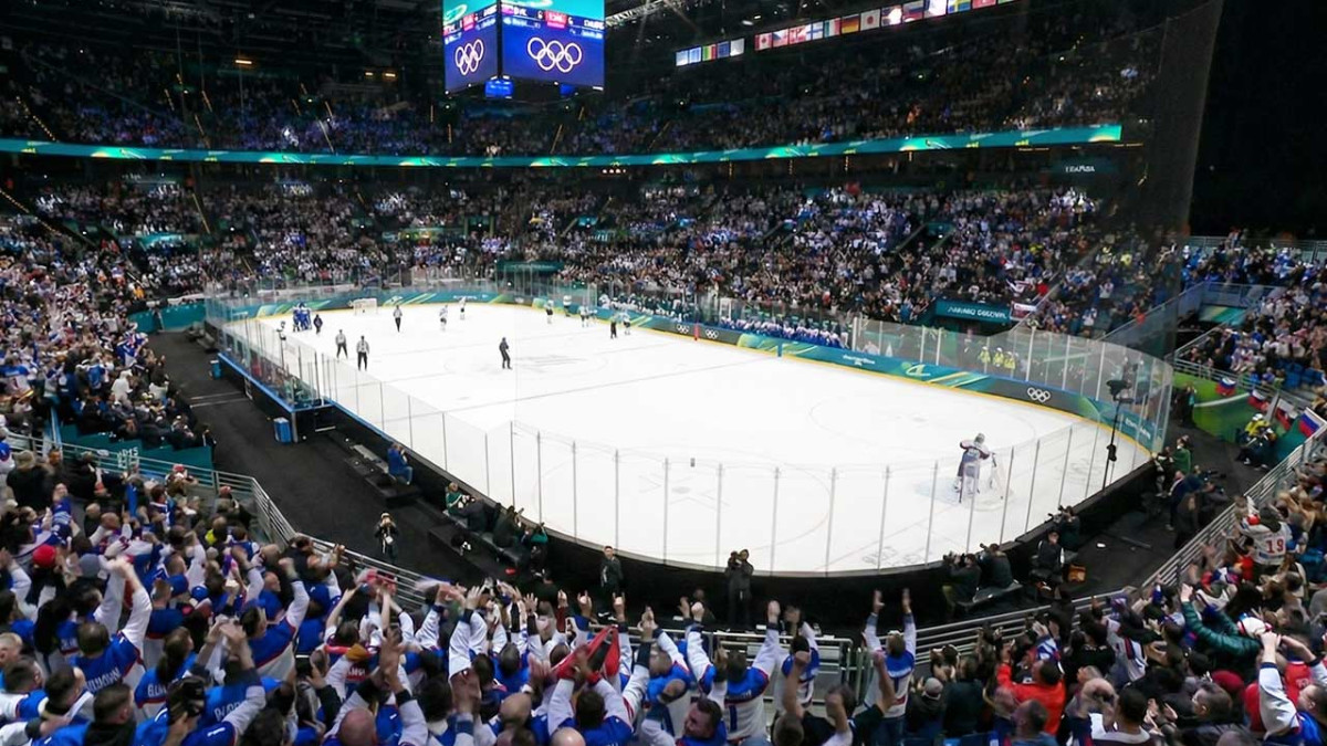 Šialený príbeh z olympiády: Slováka hľadali 16 rokov, zatkli ho, keď prišiel fandiť hokejistom