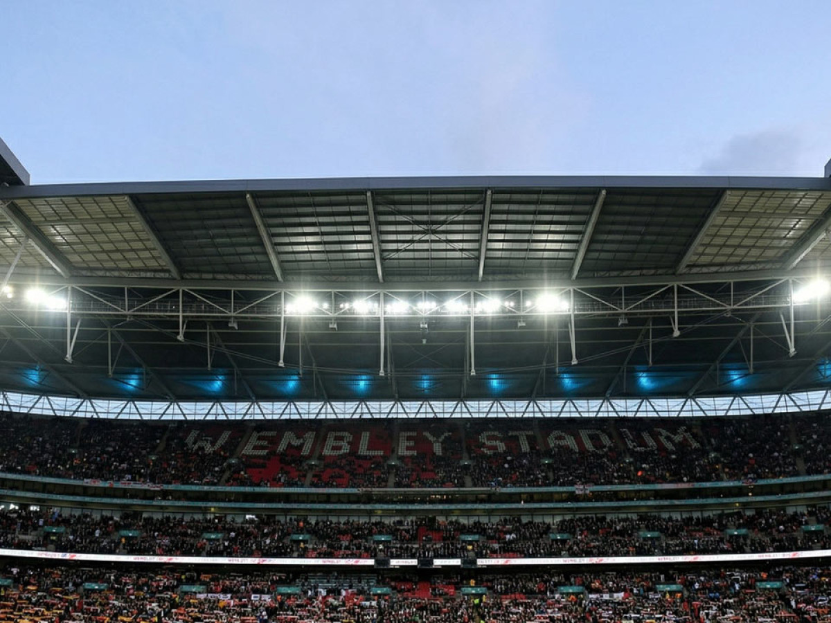 Arsenal vs. Manchester City: Bitka o prvú trofej sezóny vo finále EFL Cupu (Livestream, analýza)