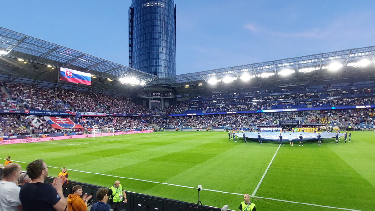 Prevaha kosovských fanúšikov na Tehelnom poli nehrozí! SFZ rázne reaguje na špekulácie zo zahraničia