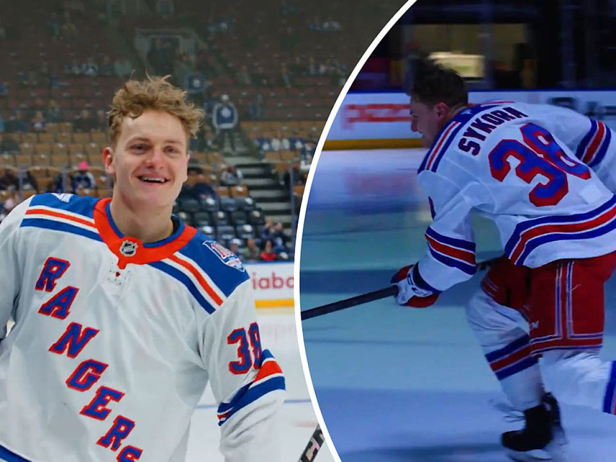 Adam Sýkora si nováčikovské kolečko v NHL evidentne užil. Tréner ho po debute vychválil