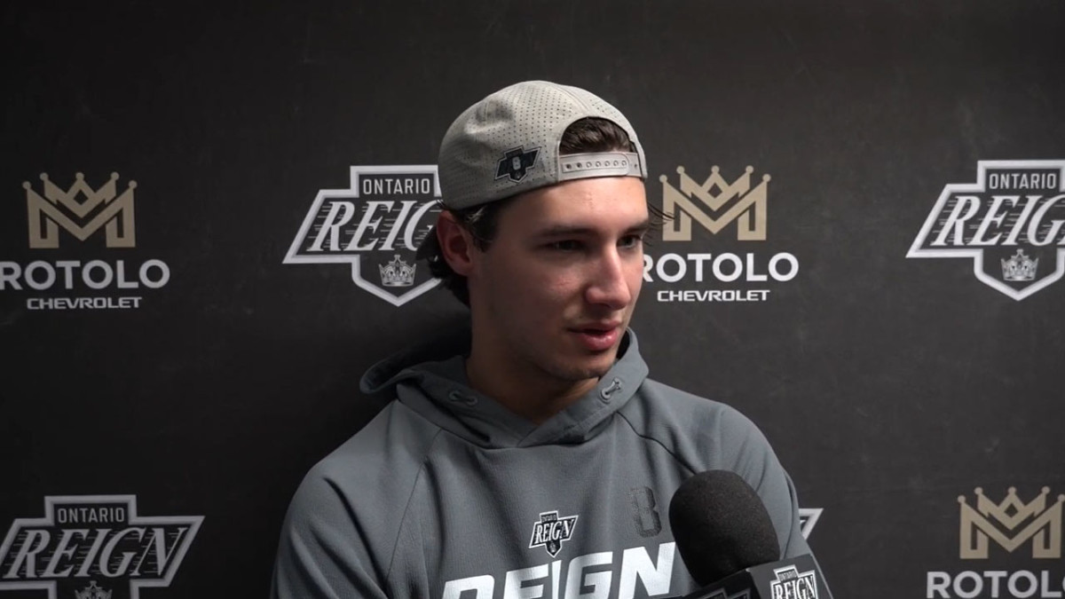 Dva góly a prvá hviezda zápasu! Martin Chromiak rázne klope na dvere NHL