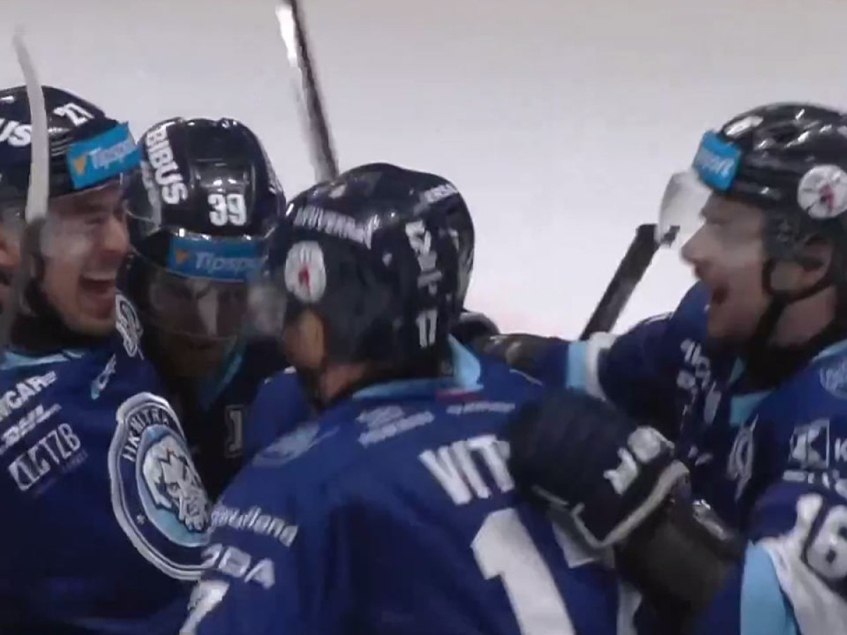 Nitra zvládla rozhodujúci siedmy zápas! Michalovce zdolala 5:1 a oslavuje postup do semifinále