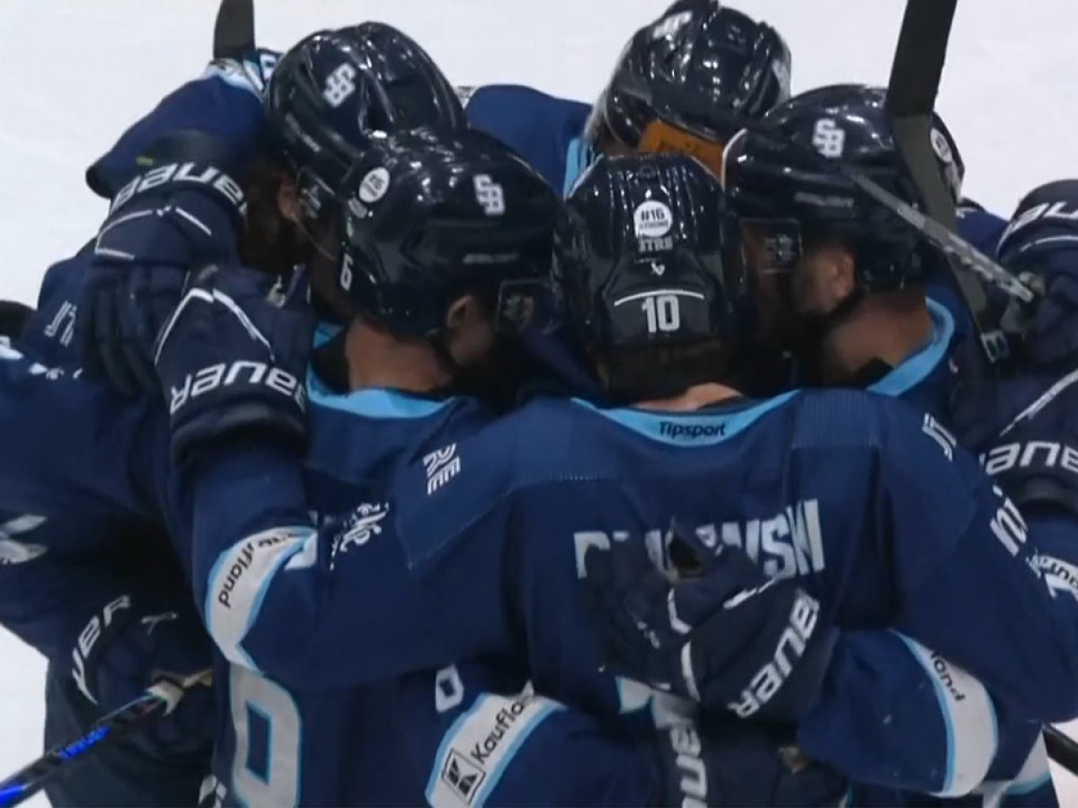 Slovan po obrate ovládol tretí zápas a vo finálovej sérii s Nitrou sa ujal vedenia